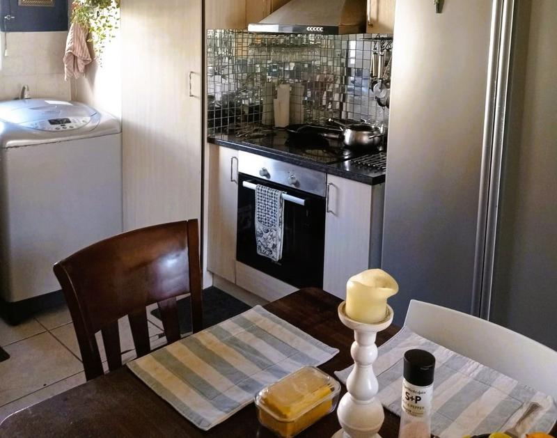 2 Bedroom Property for Sale in Gordons Bay Western Cape